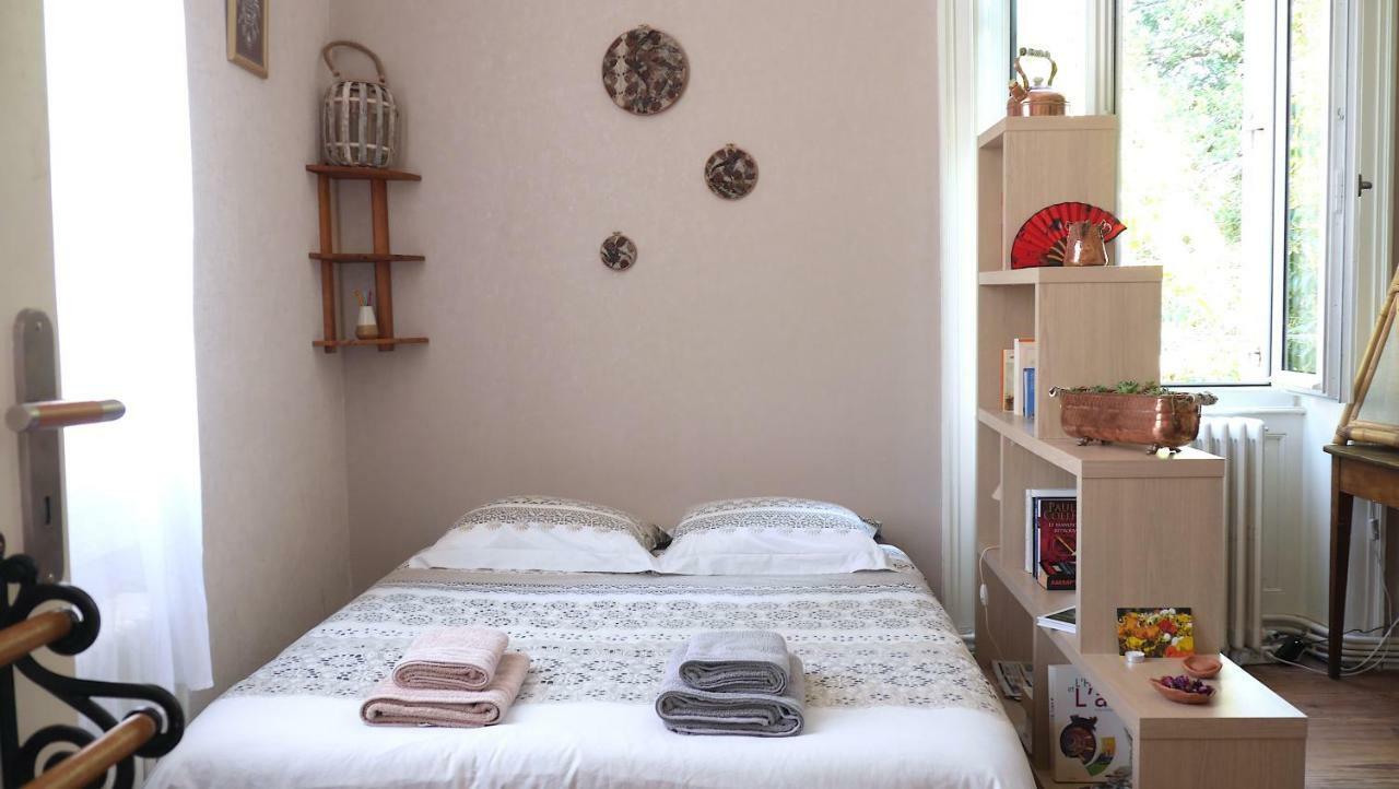 Joli Appartement Vue Sur L'Eglise ペリグー エクステリア 写真